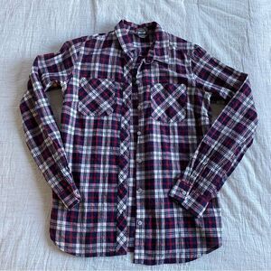 Eddie Bauer Women’s Flannel Classic Fit Lightweight Cotton  Hiking Shirt Travel